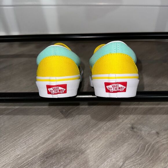 Women’s Vans Custom made Floral Slip Ons size 5 - Picture 6 of 9